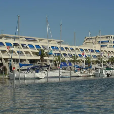 Le Quai D'honneur Vue Port De Plaisance شقة